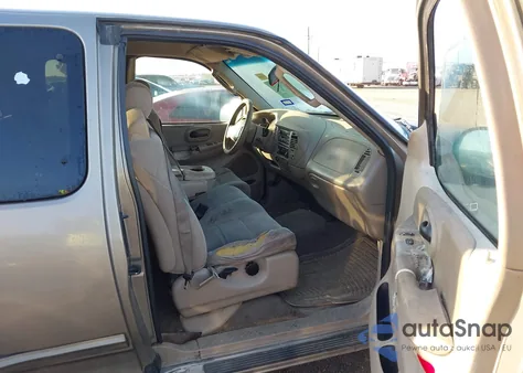 2002 Ford F-150 Xl/Xlt из США, поврежденный, VIN 1FTRX17242NB65412